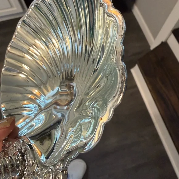 Vintage F.B. Rogers Silver Co Silver Plated Double Shell Bonbon Seashell Dish - Picture 8 of 10